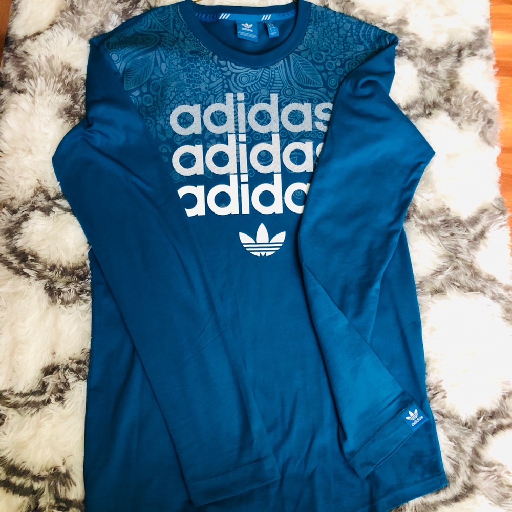 Adidas small original long sleeve shirt